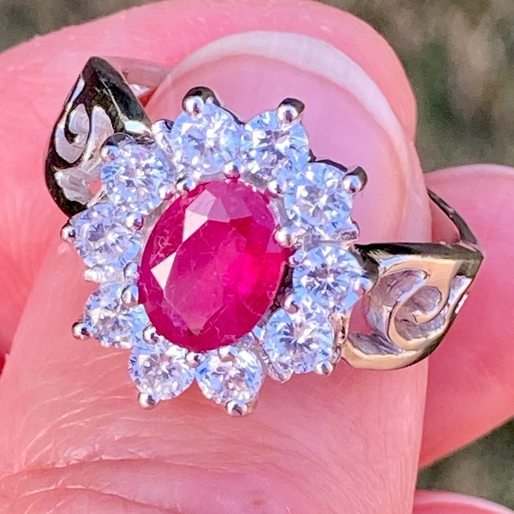 Sparkling Genuine Ruby Ring - Picture 9 of 12